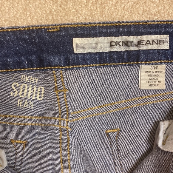 DKNY Jeans. 8R - Picture 2 of 2